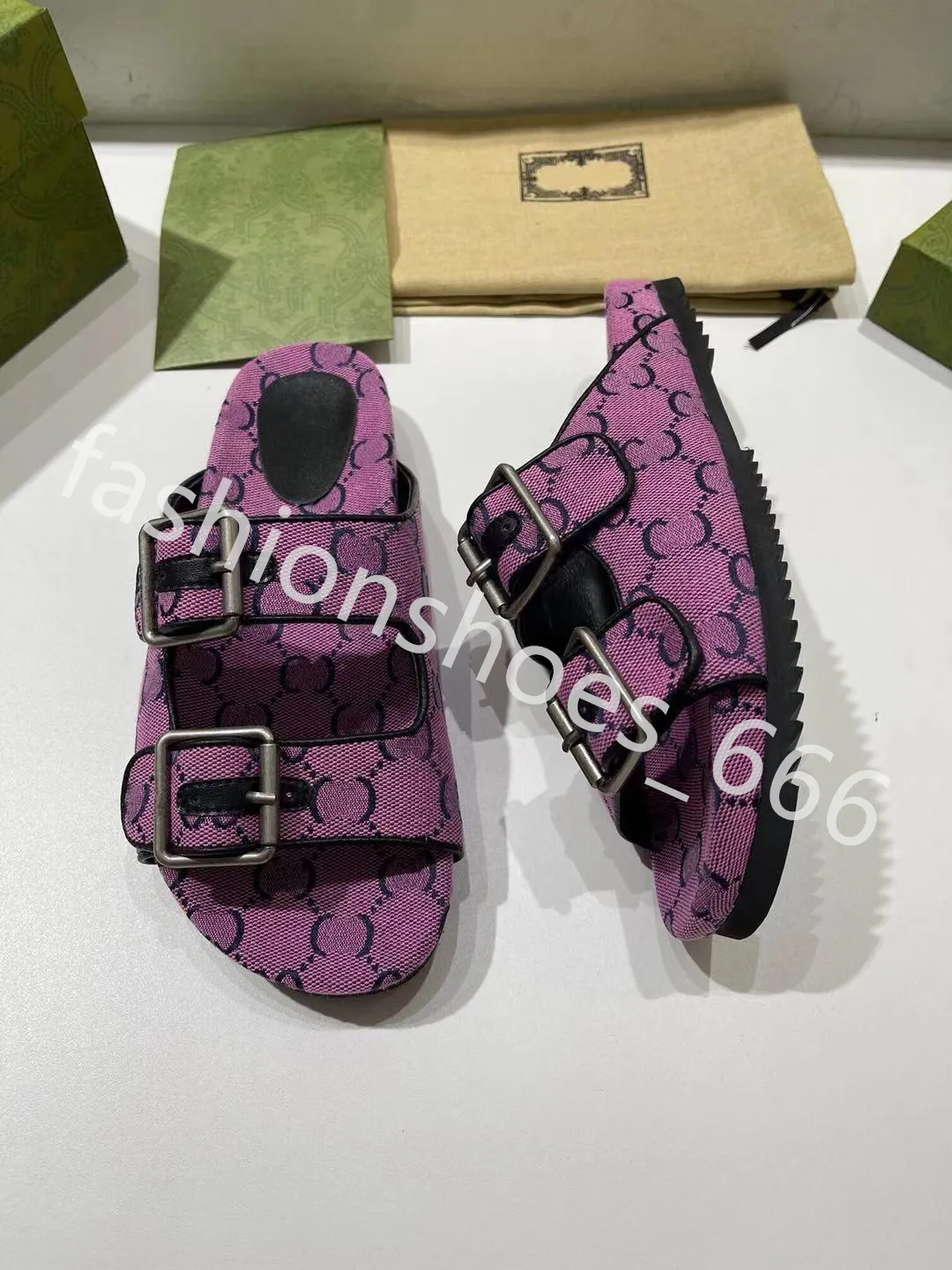 2021 Parijs dames slippers Scuffs Summer Sandals strandglijbaan slippers meisjes slippers loafers mooie geborduurde1784888
