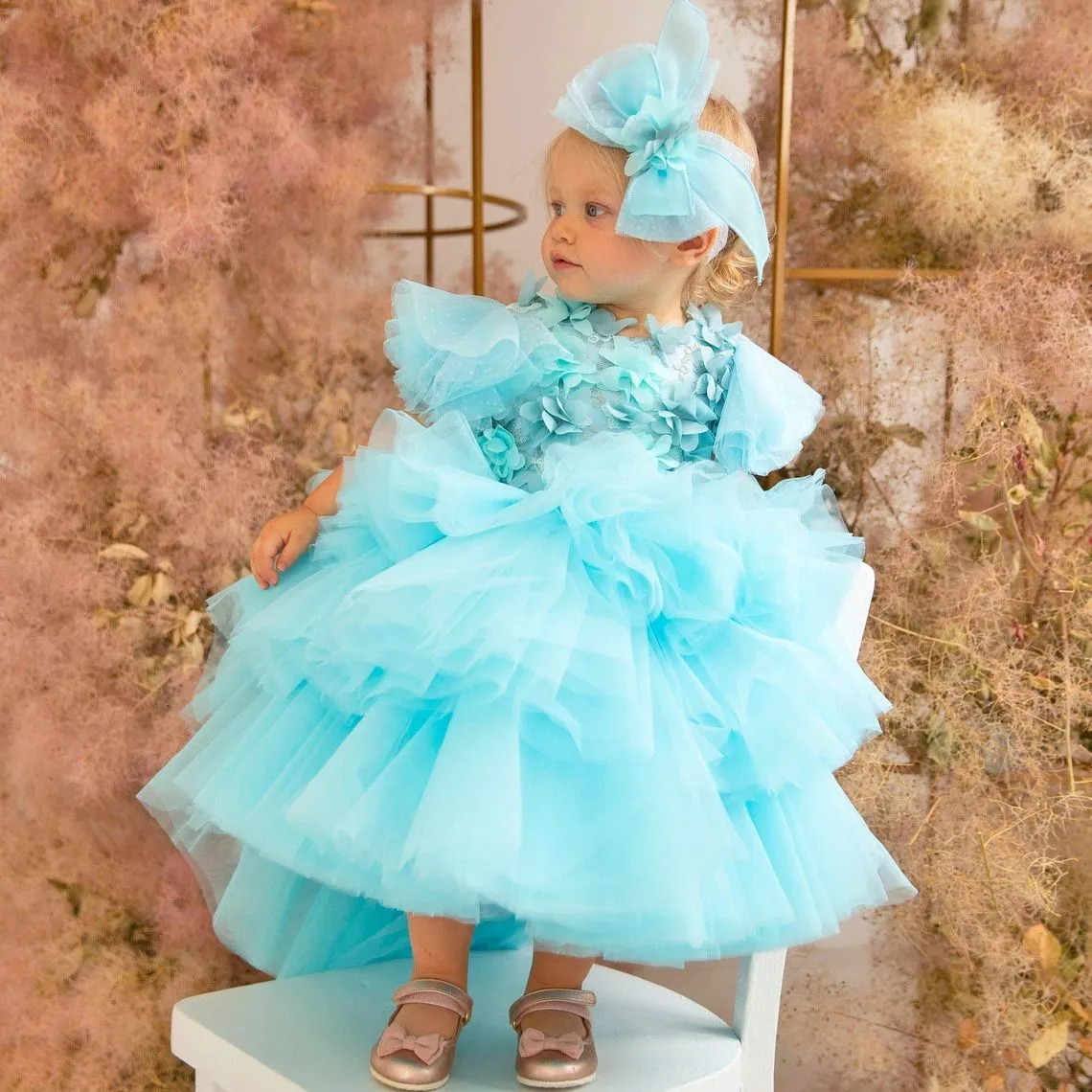 Sky Blue Flower Girl Dresses golvlängd ruffle hylsa blommig liten flicka bröllopsklänning nattvardsreants födelsedag klänningar