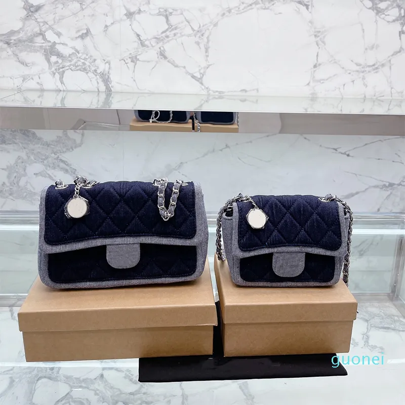 Designer -2022 Borsa con patta in denim Collezione di monete d'oro vintage Borse a tracolla a catena in argento Borsa a mano di design femminile Borsa a tracolla Sacoche Borsa a mano Portamonete