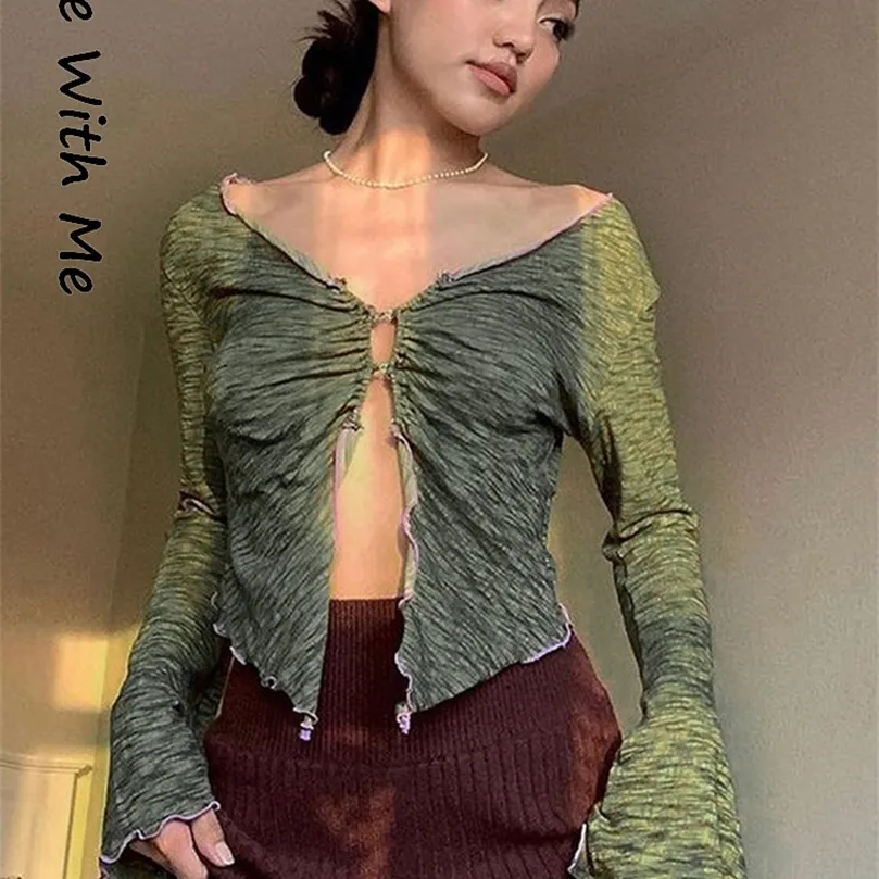 Top Elástico Con Estilo Corsé | Manga Larga, Cuello En V | Estampado Geométrico | Blue Banana