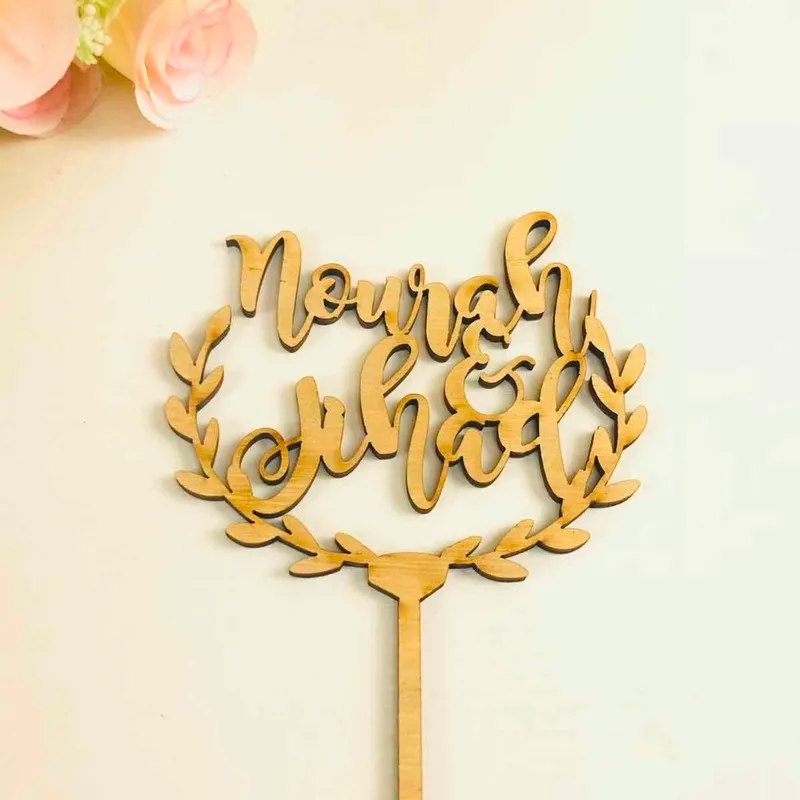 كعكة الزفاف الزفاف المخصصة Topper Wooden Wooden حفل زفاف الديكور اسم Rustic Cake Topper 220618