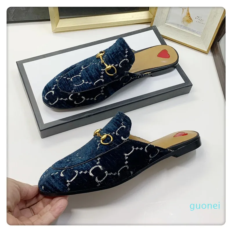 2022 Designer Pantofole Princetown Ciabatte in vera pelle Mocassini da donna Catena in metallo Comoda scarpa casual Pantofola in velluto di pizzo 888