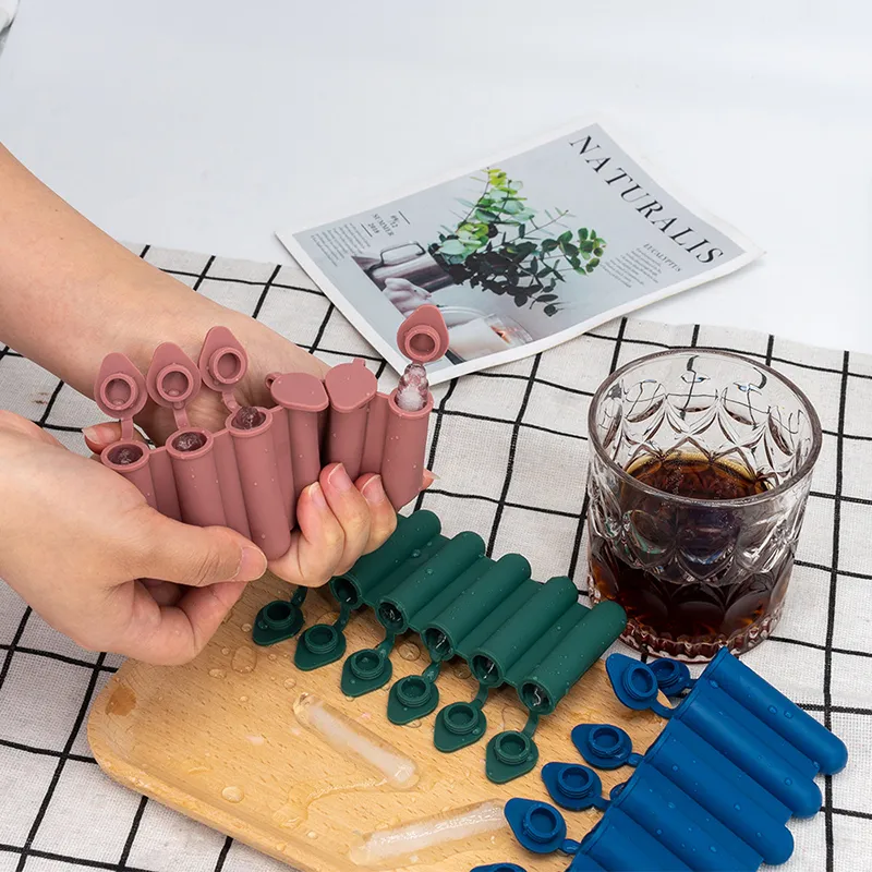 Bar Keuken gereedschap Voedsel Grade Siliconen Mini Ice Stick Mold 6-grid Icicle-vormen met deksel ijsvorm voor kleine mond ingeblikte gebottelde dranken Diy Ice-Maker ijsbox ZL1238