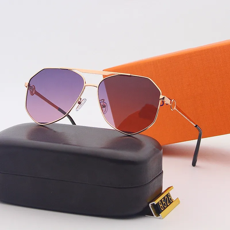 Fashion Designer Sunglasses Goggle Beach Sun Glasses For Man Woman 5 Color Optional Good Quality With box