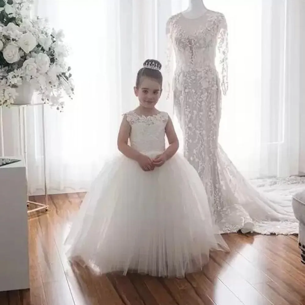 Elegant White Lace Kids Flower Girl Dress with Puffy Jewel Neck Tulle Applique