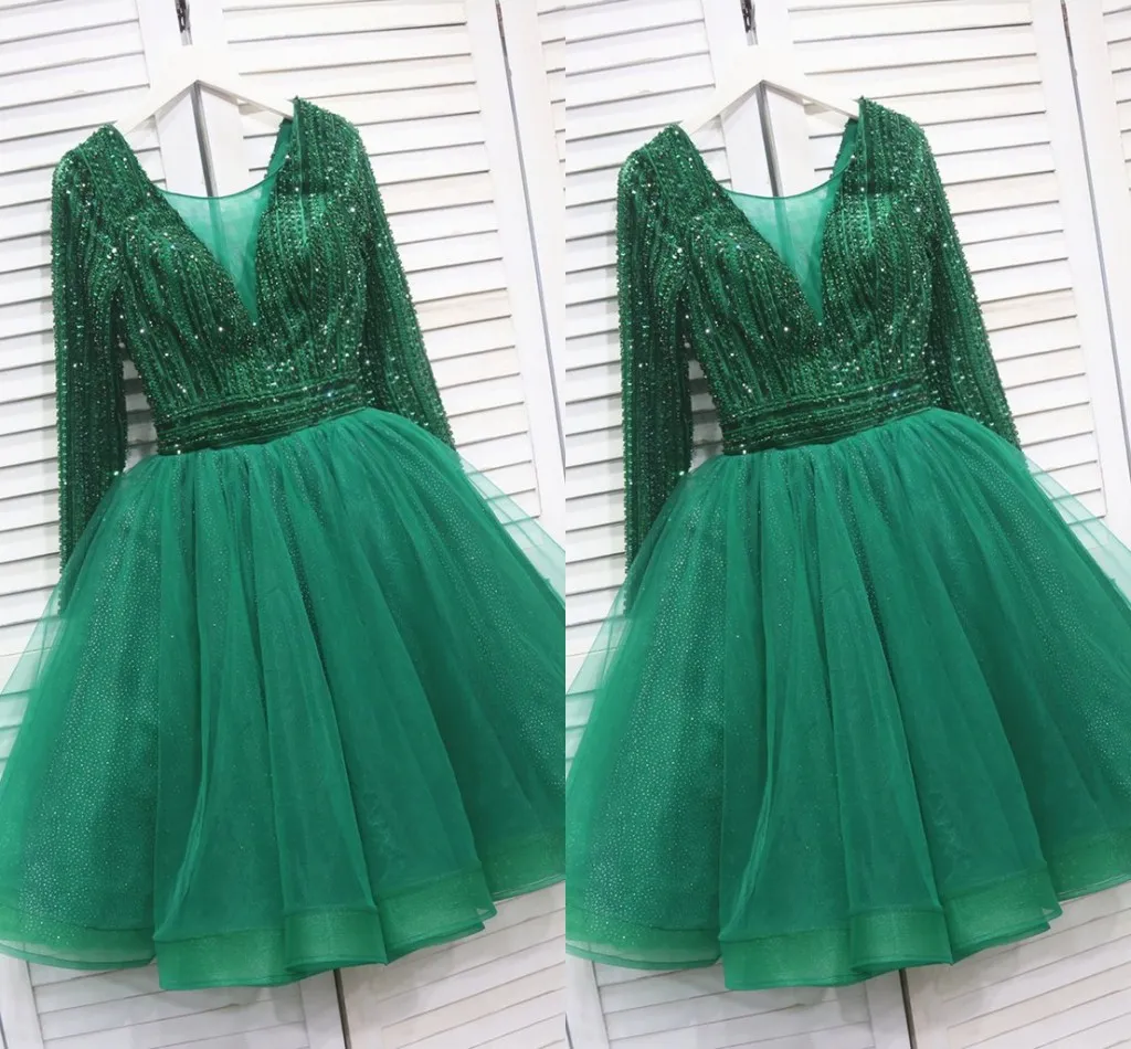 2022 Modern Långärmad Homecoming Party Dresses Beadef Full Bodies Scoop A-Line Tulle Short Quinceanera Prom Formal Dress Evening Pageant Gowns