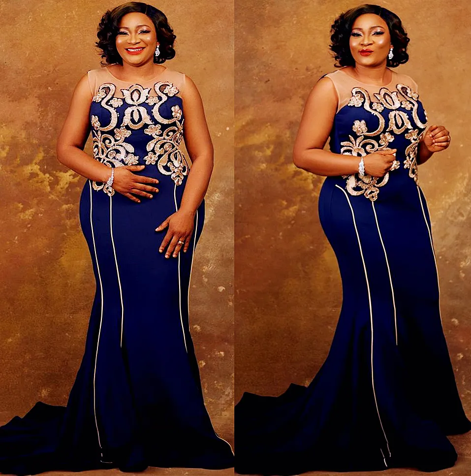 Midnight blue hot sale formal gown