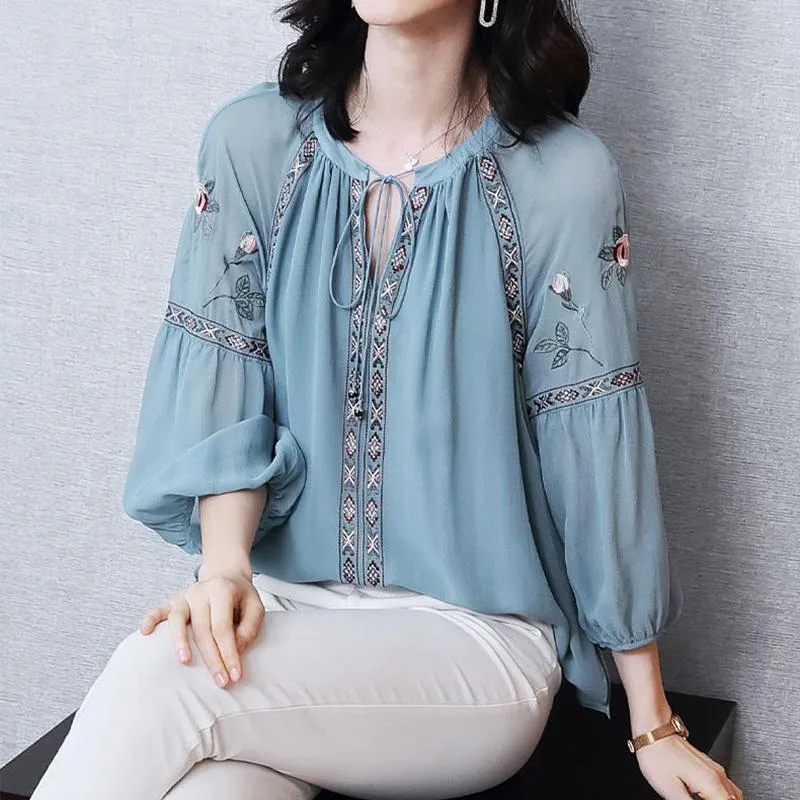 Women's Blouses & Shirts Silk Top 2022 Spring And Summer Ethnic Style Embroidery French Retro Shirt Women Blouse TopsWomen's