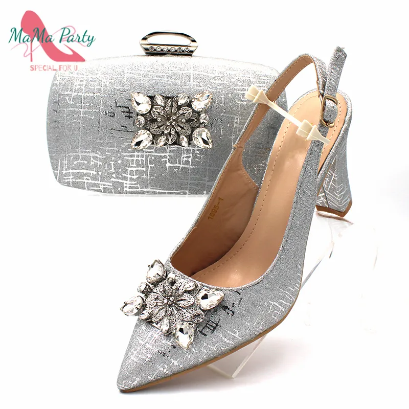 Gümüş Renk Olgun Stil Ofis Lady African Kadın Ayakkabı ve Çanta Seti İtalyan Bayanlar Eşleştiren Ayakkabı ve Çanta Seti 220402