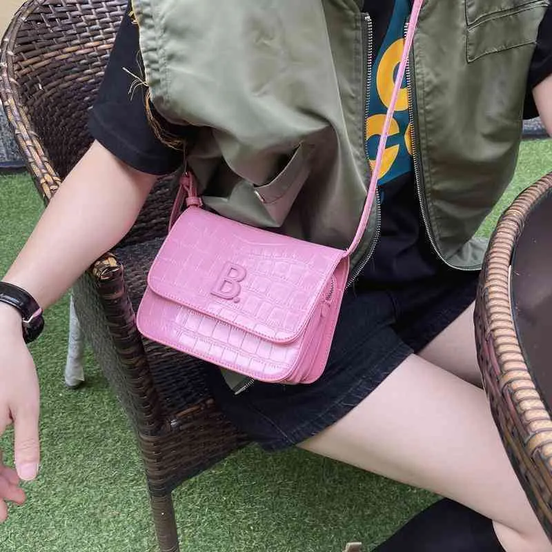 購入いただける クラシックbホームハンドバッグ女性バレンカガスバッグバッグ女性22ピンクの石パターン小さな正方形のbボタン豆腐ニッチデザインシングルショルダーメッセージ 銀座 Skincompanybrasil Com Br 購入いただける クラシックbホームハンドバッグ女性バレンカガスバッグバッグ女性22ピンクの石パターン小さな正方形のbボタン豆腐ニッチデザインシングルショルダーメッセージ 銀座 Skincompanybrasil Com Br