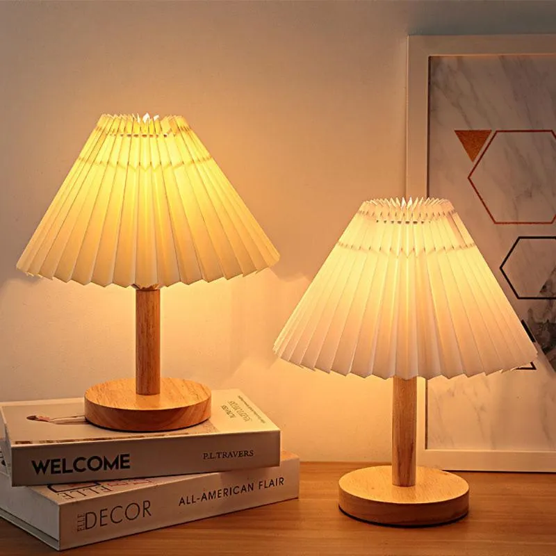 Lampy stołowe USB vintage plisowana lampa ściemniabilne koreańskie światło z koralikiem LED biały ciepły żółty do sypialni salon oświetlenie domowe