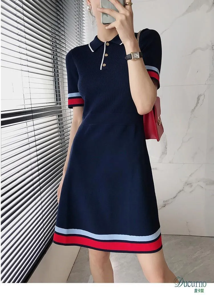 a line dress full skirt A-Line Wedding Dress Detachable Sleeves Sweetheart Tulle Court Train COCOMELODY CW3237, 35 Days / Black / US6-UK8-EUR36