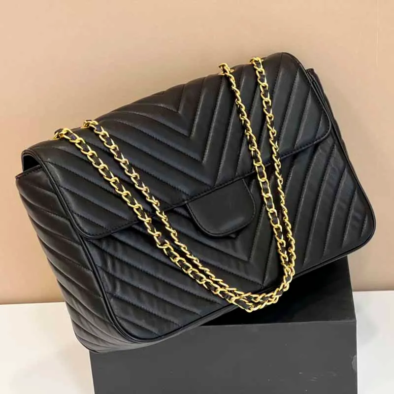 35CM Women Luxury Crossbody Designer Bags Flap Black Genuine Leather Classic Handbags Gold-Tone Metal Chains Timeless Diamond Quilting Shoulder Bag For Womens ZH