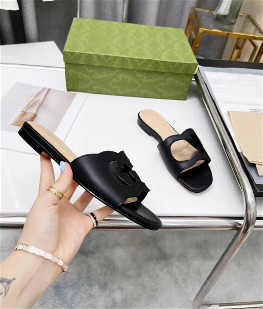 Women Summer Slippers bench shoes Stylish comfortable female lady flat Hollow out printing soft sole genuine leather non slip versatile sandals G70533