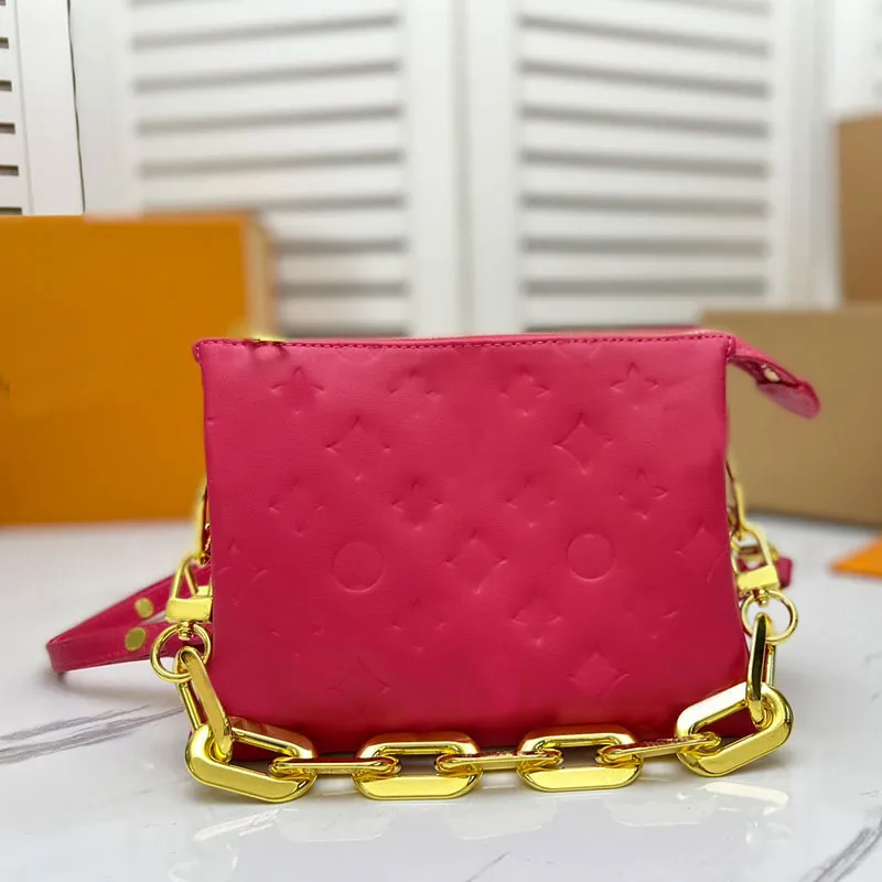 Borsa con clip per ascelle Borsa a tracolla da donna Pelle di pecora Lettere in rilievo Moda Tasca con cerniera Borse a catena Scomparto interno in tela