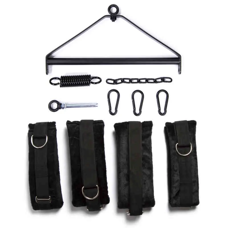 Nxy Sm Bondage Bdsm Set Sex Swing Matériau souple Menottes Bandage Gear Jeux pour adultes Chaises Porte suspendue Jouets érotiques pour couples 220423