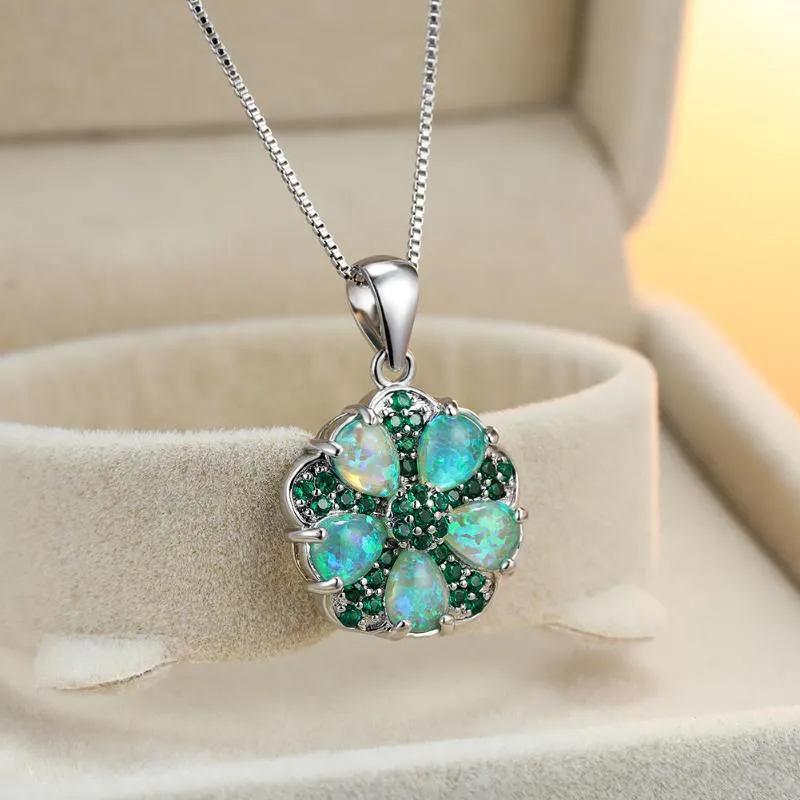 Colares pendentes Romântico Fire Natural Opal Stone Flower Colar Green Zircon S925 Clavícula prateada Corrente de jóias de aniversário GiftPendan