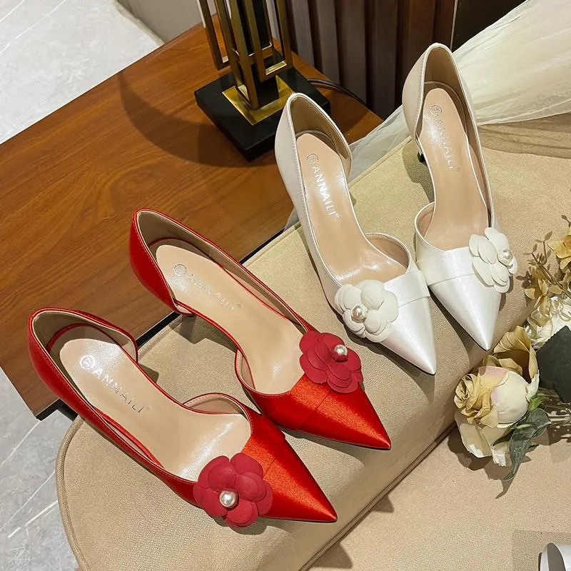Sandales françaises chaussures de mariage High Sense 2022 talons camélia robe pour femme Banquet chaussures de mariée rouges