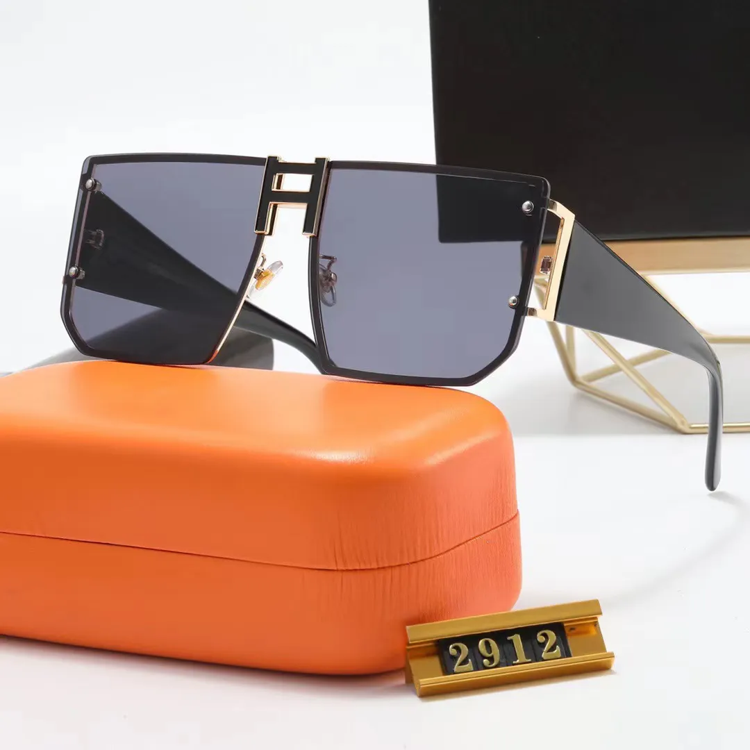 Kvinnor Designer Classic Solglasögon Personlighet Square Sun Glasses Fashion Trend Retro for Mens Womens UV Protection Full Frame 7 Färger Tillgänglig hög kvalitet