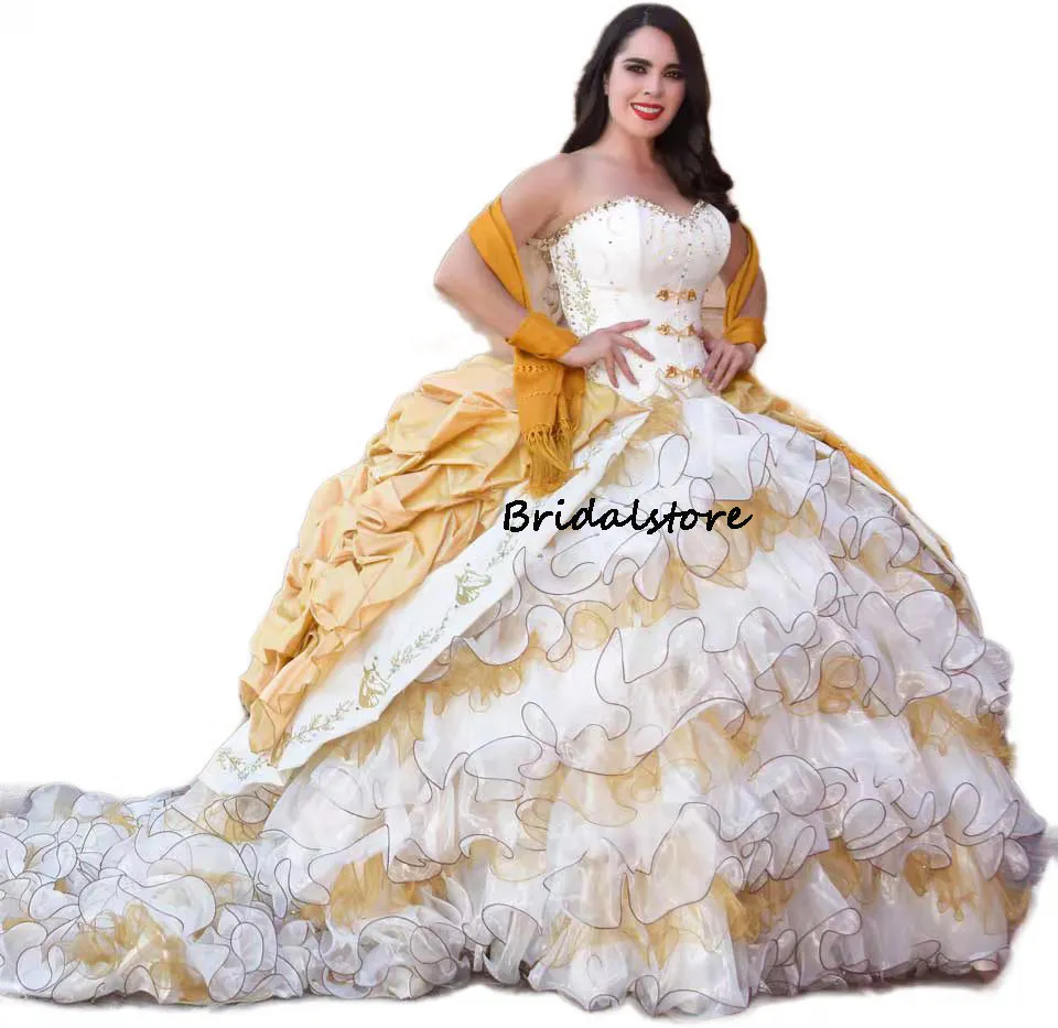 Vestidos de quinceañera de lujo blanco con oro Charro Tiered Ruffle Mexican Sweet 16 años Vestidos de fiesta de cumpleaños Dance Prom Wear Vestido De 15 Anos 2022 Robe De Bal