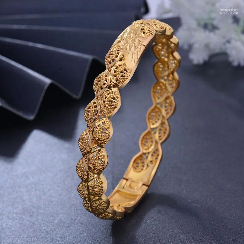 Wando armbanden 1 stks/kavel goudkleur voor vrouwen link armband Afrika bressslate sieraden vrouwelijk Halloween cadeau -bangle inte22