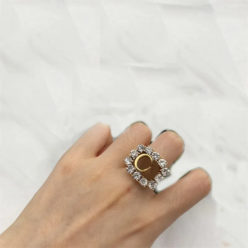 Stylish Diamond Double Liste Band Pierścień Designer Rhinestone Otwarte pierścienie Błyszcząca kryształowa biżuteria para z pudełkiem podarunkowym 88