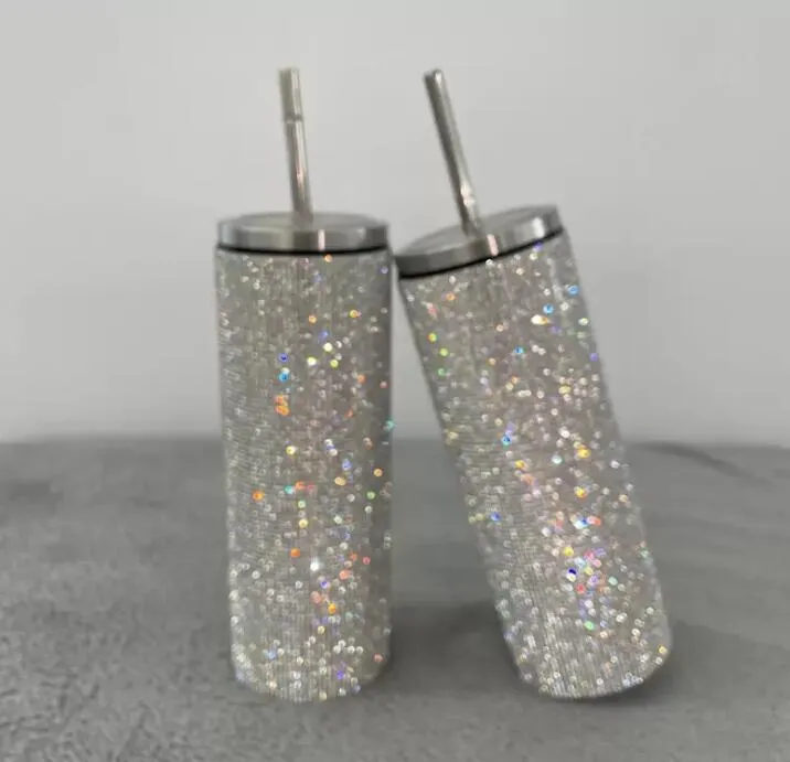 Tazza da caffè 20 once Brillante diamante Thermos Bottiglie Bicchiere glitterato Bottiglia d'acqua in acciaio inossidabile Ragazza Donna Regalo Strass Bling Tazza con cannucce di paglia Coperchi / Coperchi con sigillo