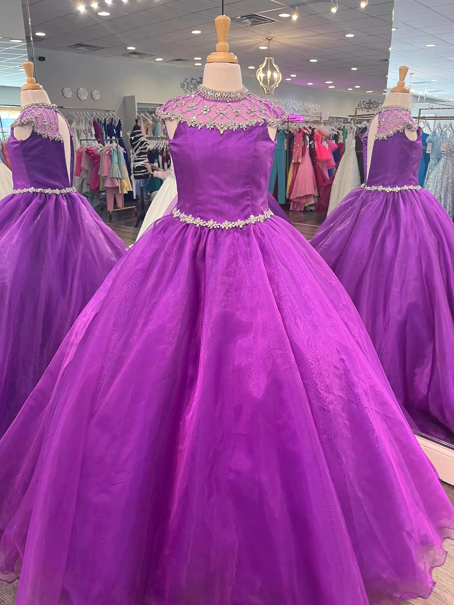 Purple Girl Pageant Dress 2023 Crystals Beading Organza Ballgown Little Kids Birthday Cap Sleeves Formal Party Wear Gowns Spädbarn Toddler Teens High Neck C168 Red