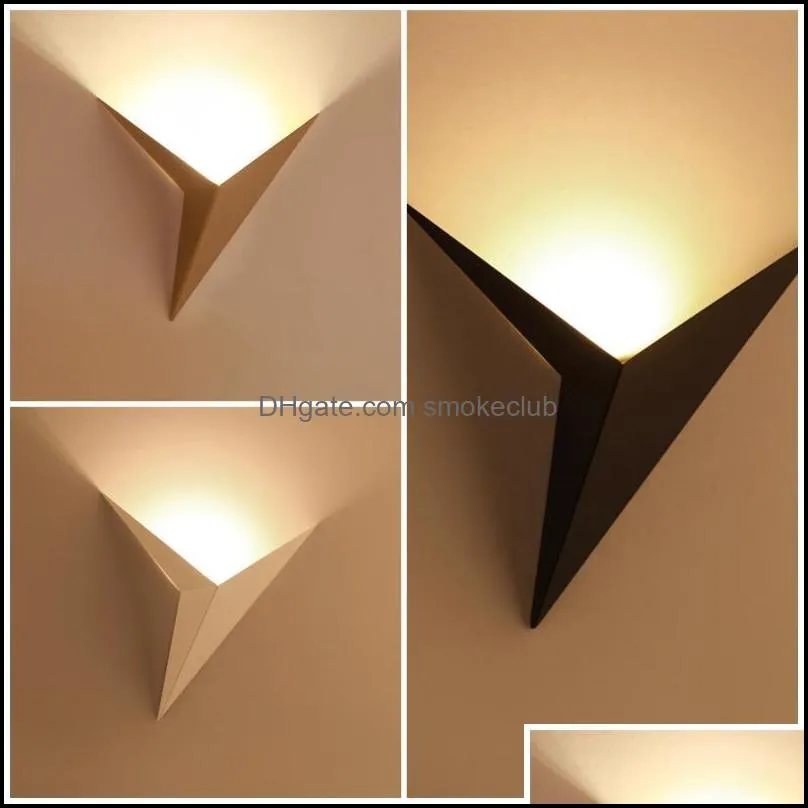 Lampada da parete Lampade a forma di triangolo a led Moderno minimalista Stile nordico Moda Interni Soggiorno Corridoio Scale Luci Illuminazione semplice Drop Del