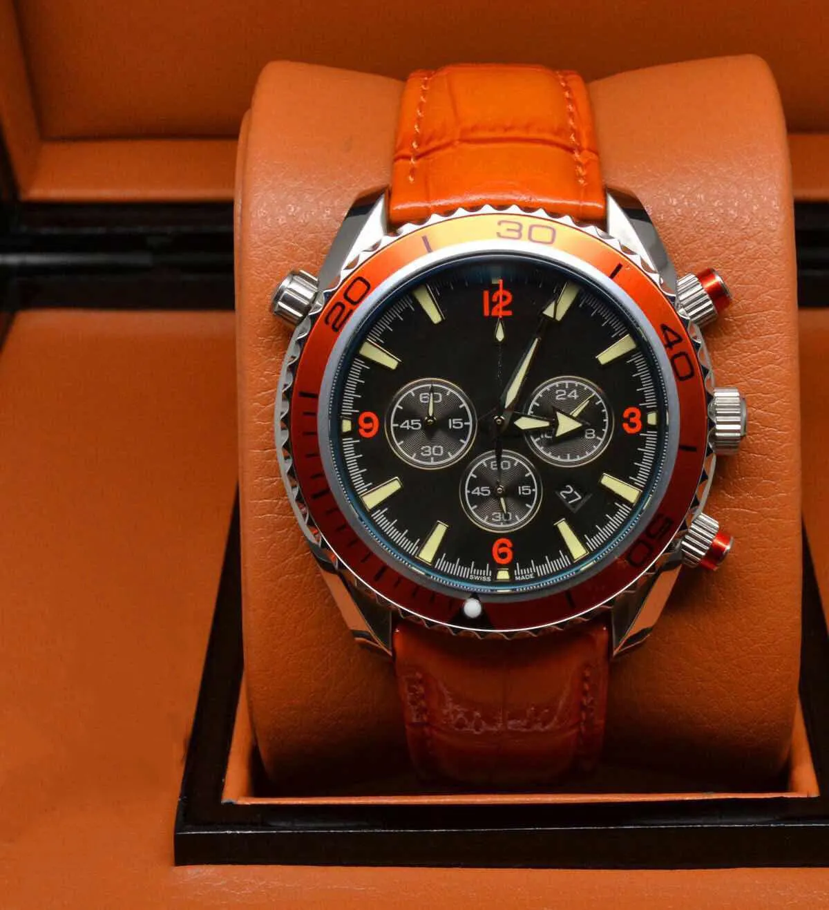 Большой скидка спортивный хронограф Limited Watch Orange Bezel черный циферблат кварцевый профессиональный погружение наручные часы складные застежки мужчин часов B-82