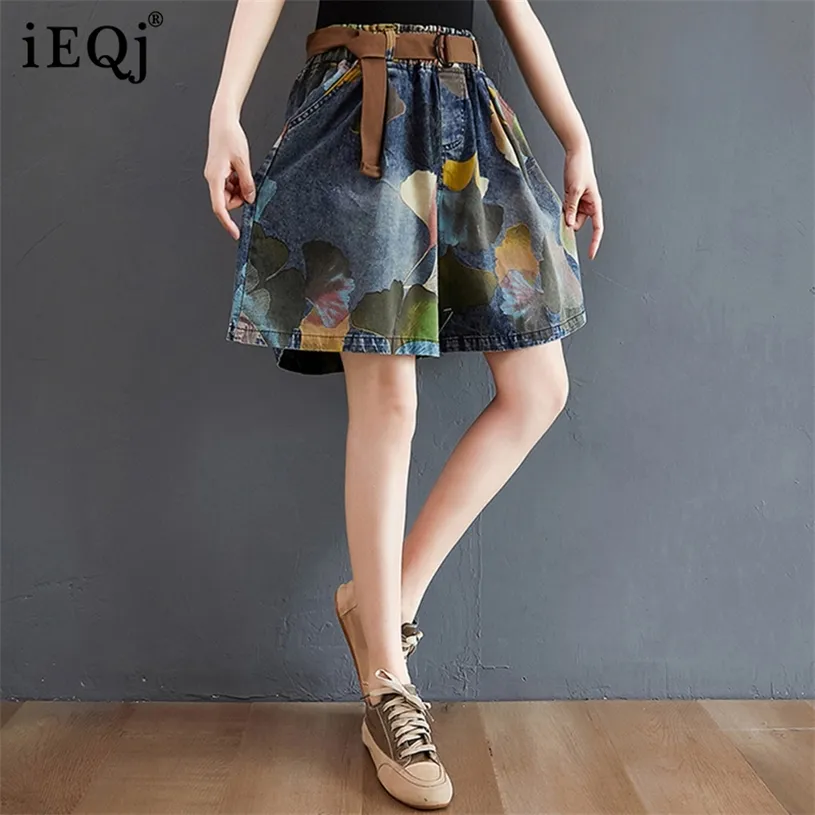 IEQJ Women Blue Patern Printed Denim Wide Leg Shorts High Waist Loose Fit Trousers Fashion Spring Summer 3D0023 220427