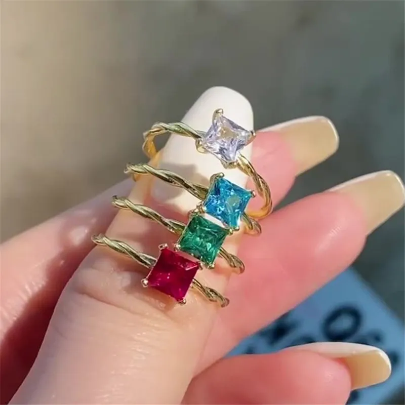 Vintage twisted 925 sterling silver luxurious jewelry gold ring for woman 5A square zirconia Party Wedding Engagement White Red Blue Green Diamond Ring With Gift Box