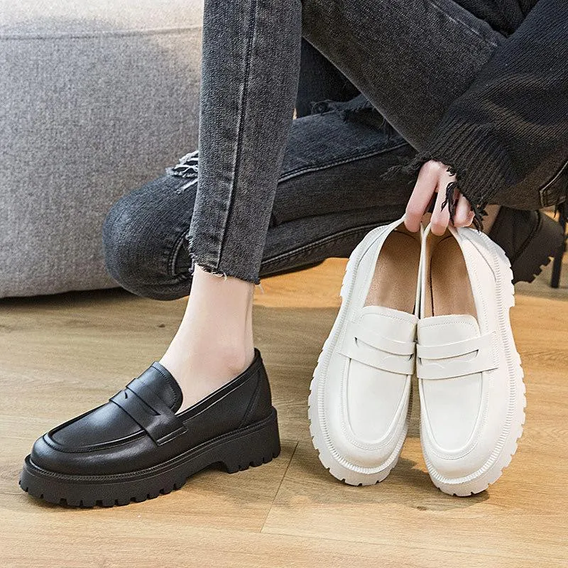 Kledingschoenen Miaoguan 2022 Spring dikke soles college stijl casual lederen mode vrouwelijke Britse meisjes Loafers schoenendress