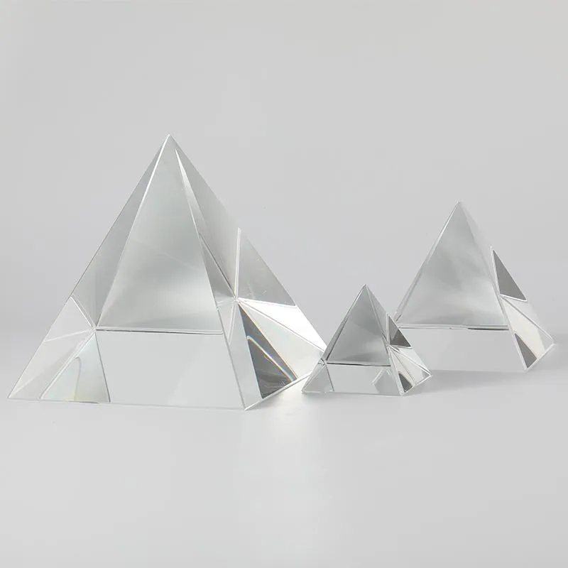 装飾的なオブジェクト置物レインボープリズム光学ガラスクリスタルピラミッド高さ長方形多面形の多面体の多面体化学的イズーション科学