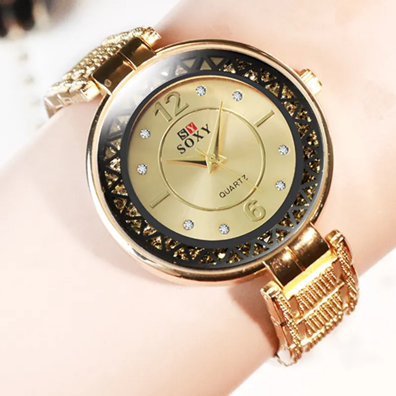 새로운 브레이슬릿 시계 여성 석영 브랜드 Soxy 시계 Feminino Relogio 스테인리 스틸 럭셔리 라운드 다이얼 만화 Mujer Wristwatches