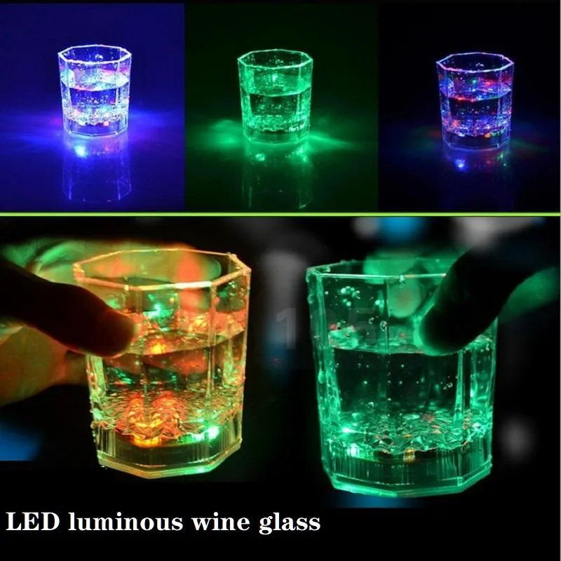 Décoration de fête éclairer LED tasse lumineuse clignotant automatique tasses à boire couleur changeante bière whisky pour Bar Club fournitures fête
