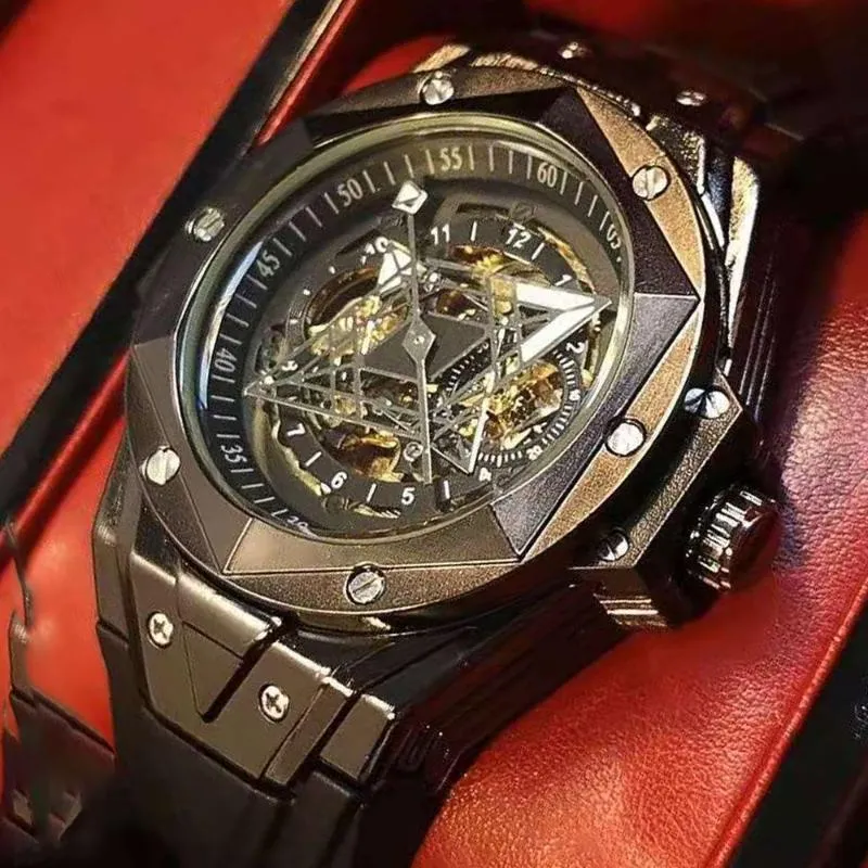 Armbanduhren Luxus automatische hohle Bewegung Herrenuhren Top Business Edelstahl mechanische Uhr wasserdicht Taucher leuchtende UhrenWris