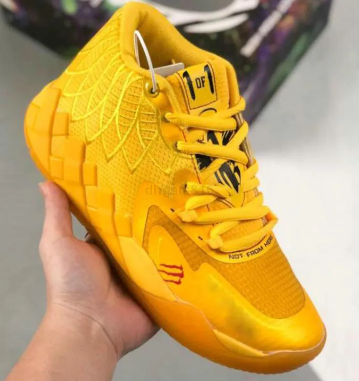 ₩77,382에서 Lamelo Ball Queen City 남자 농구화 판매 MB1 Purple Glimmer Pink Green Black 고품질 스포츠 신발 운동화