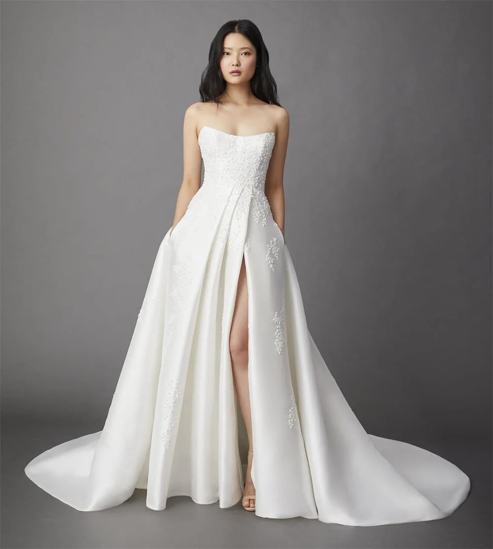 Свадебные платья без бретелек из бисеров кружев