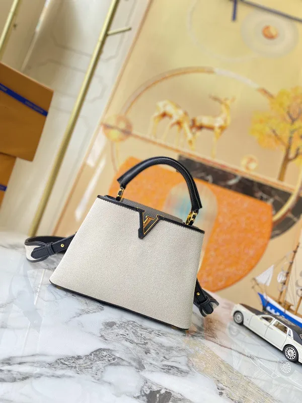 Designer Brand Luxury Design Round One Shoulder Crossbody Bag 2022 Mode afgeronde tassen veelzijdige bedrukte afrondingstaarttas dameshandtas