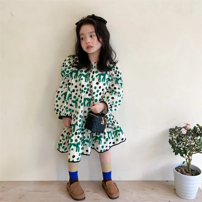 Vestito a pois per ragazze Primavera Estate Neonata Coreana Stampa cavallo Abiti con maniche a sbuffo 3-7Y Abbigliamento principessa per bambini 220422