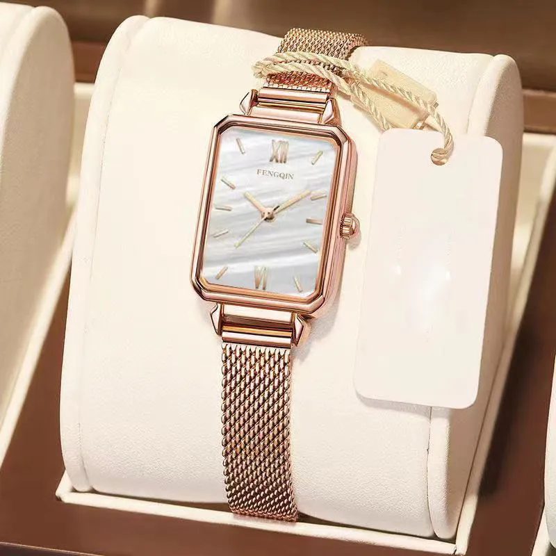 Luxury Womens Watches Designer Femmes en acier inoxydable NOUVELLE BRANDES MONTRES MONTES FOSK