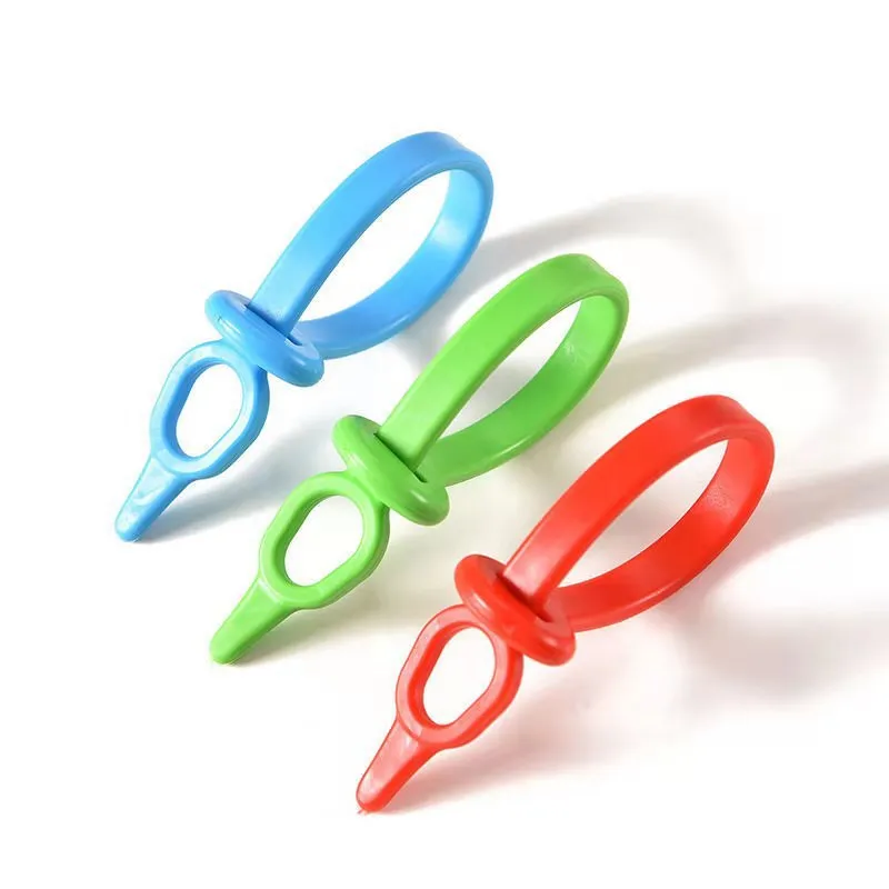 Utopia Hoe Appendiabiti in plastica bianchi, confezione da 50 con