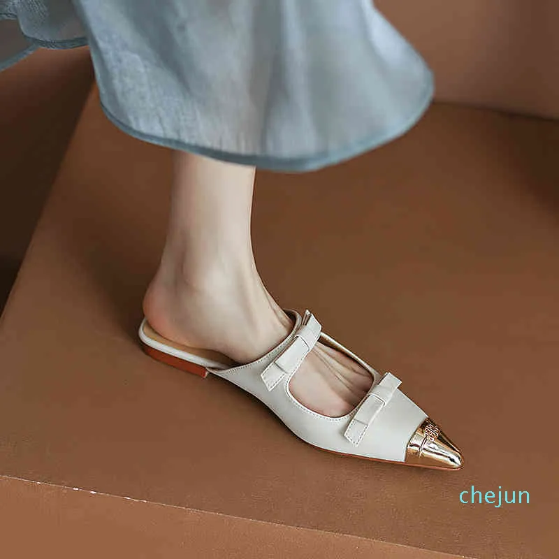 Fashion-Slippers a souligné les sandales Baotou en métal français épais talon plat arc douce fée chaussures simples