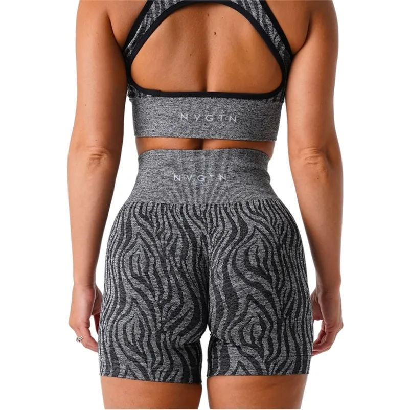 Nvgtn Wild Thing Zebra Pantaloncini senza cuciture Spandex Donna Fitness Elastico Traspirante Sollevamento dell'anca Sport per il tempo libero Corsa 220706