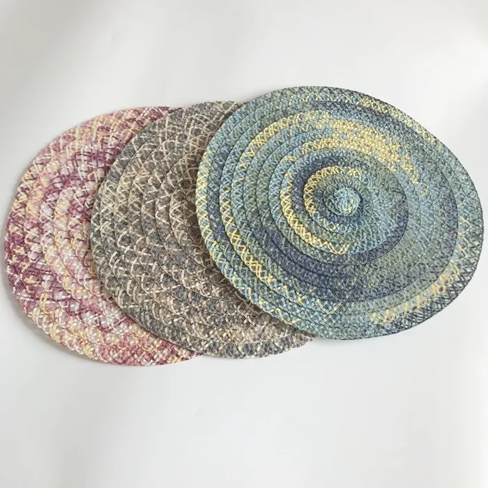 1PCS 38CM Placemats Round Woven Placemats Crochet Doily Heat Resistant Kitchen Anti-skid Table Mat