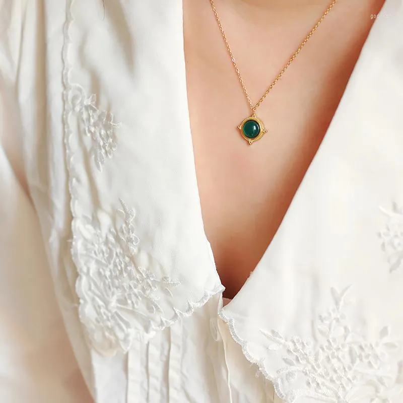 Ketens vintage uniek design roestvrijstalen groene stenen ketting voor vrouwen goede kwaliteit link ketting waterdichte juweliersgraden godl22