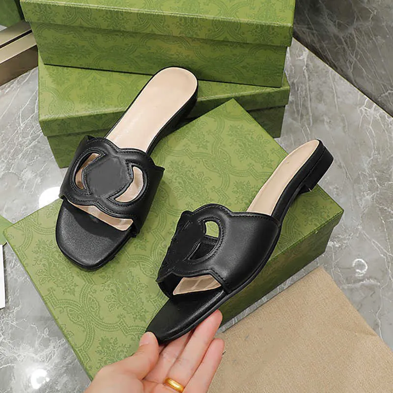 Women Interlocking Cut out Slide Designer Sandals Leather Slippe Flat Slides G Girls Fashion Hollow Out Rubber Sandal Summer Beach Flip