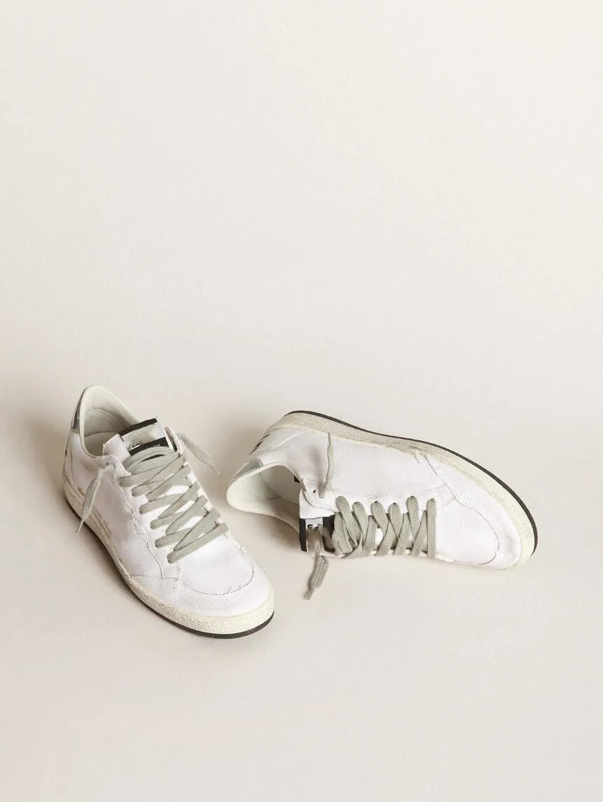 Low-top kleine vuile schoenen ontwerper luxe Italiaanse retro handgemaakte ballster sneakers in wit canvas met iriserende lederen ster en hiellip