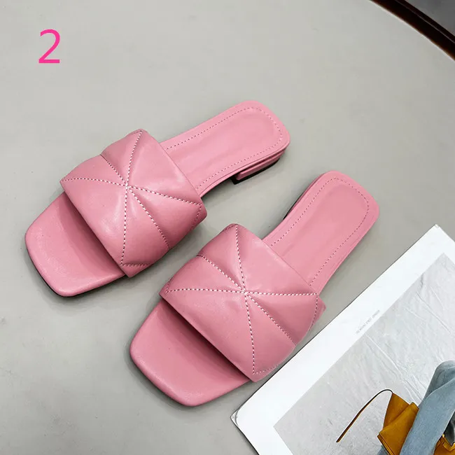 Fashion high quality designer classic flat slippers leather women`s summer beach sexy sandals outdoor casual shoes size 35-41 with box